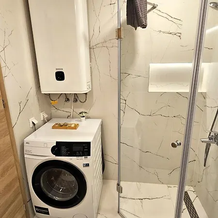 Exclusive Sea View Free Wifi & Pool Apartment